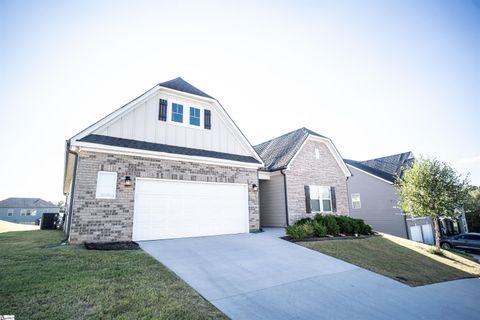 409 Cattail Hollow Way