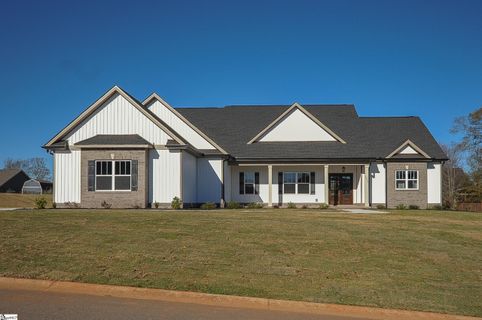 1013 Waterside Drive