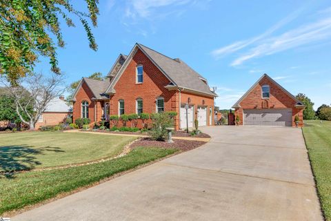 401 Medinah Drive sold home in Smithfields, Easley, SC