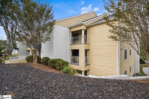 104 Northlake Drive