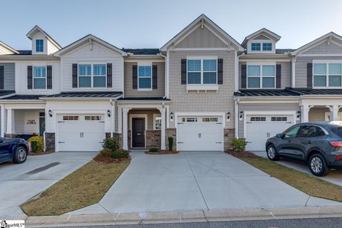 105 Wakeview Way