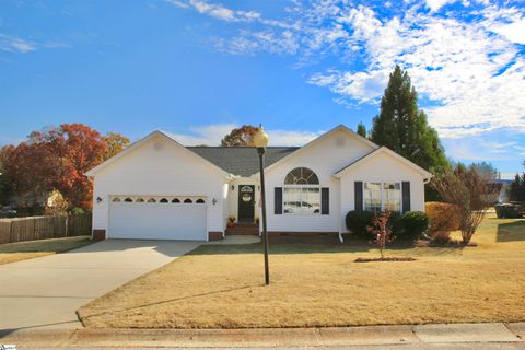 6 Corey Way sold home in Edgewood At Paris Mountain, Travelers Rest, SC