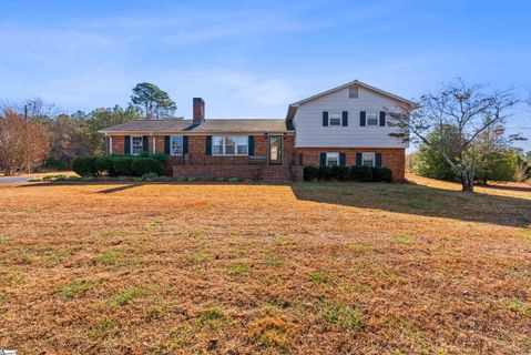 365 Scenic Avenue sold home in Skyline Estates, Campobello, SC