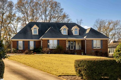 101 Chatsworth Court