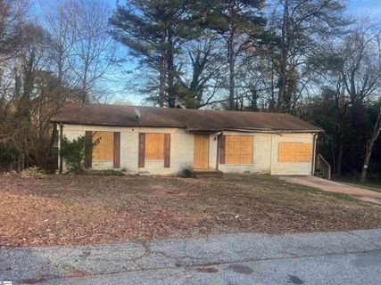 216 Brantford Lane