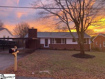 14 Brownwood Drive sold home in Oak Crest, Greenville, SC