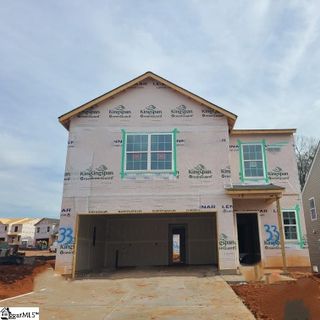 1303 Fairbairn Road lot 33