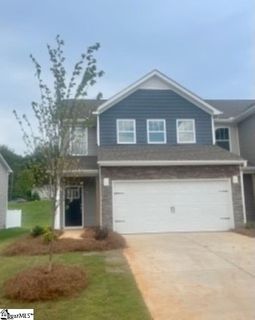 205 Reynard Trail
