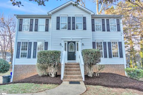 6 Three Forks Court