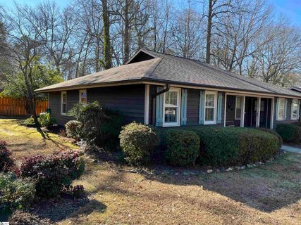 9 Oakwood Drive sold home in Woodlands, Greenville, SC