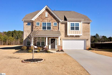 617 N Meadows Lane