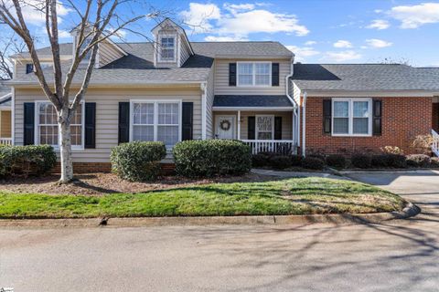 40 Wood Pointe Drive #7