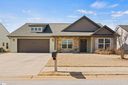 419 Peaksview Drive sold home in Simpsonville, SC