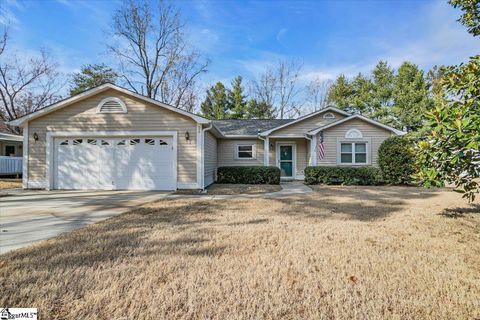 22 Woodtrace Circle