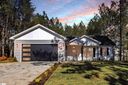 106 Houndsear Trail sold home in Spartanburg, SC
