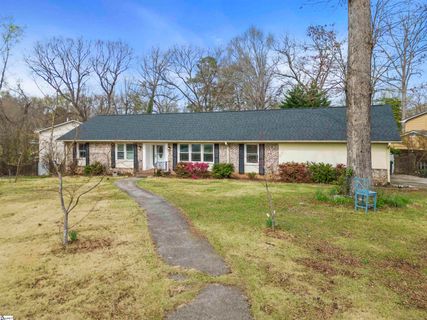 201 Confederate Circle sold home in Sheffield Forest, Taylors, SC
