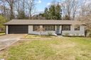 402 Brook Glenn Road sold home in Taylors, SC