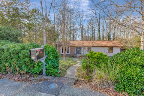 13 Woodberry Way sold home in Hollyvale, Greenville, SC
