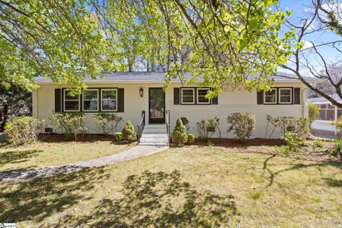 8 Inglewood Drive