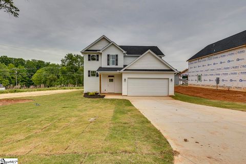 114 Woodbury Drive