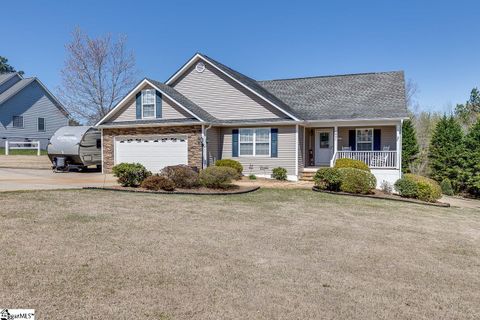 Previously sold for $405,000