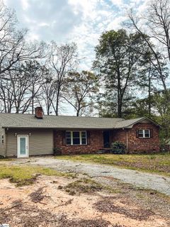 101 Guilford Place sold home in Cedar Acres, Spartanburg, SC