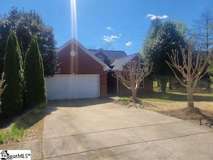 311 Glen Crest Drive
