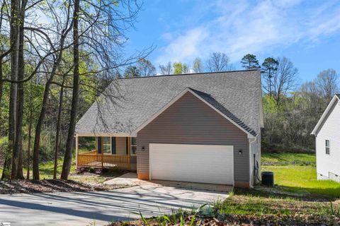 207 Bonita Drive sold home in Botany Park, Easley, SC