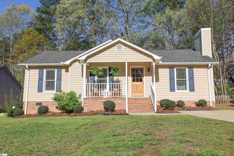 1062 Summit Drive