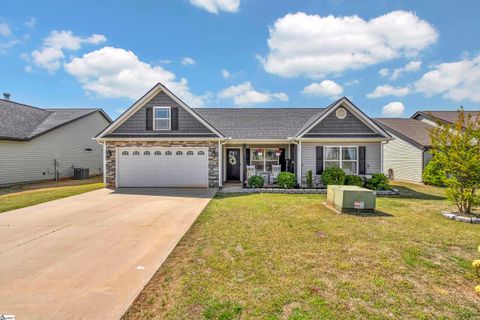 245 Highland Springs Loop