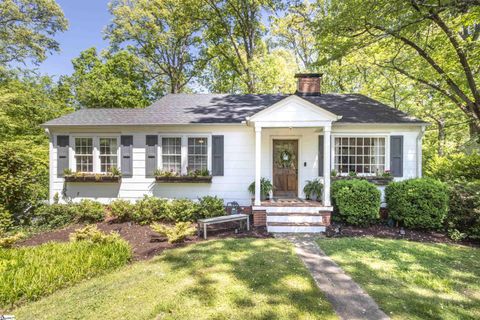 224 E Augusta Place