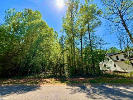 2040 Ivy Cottage Path