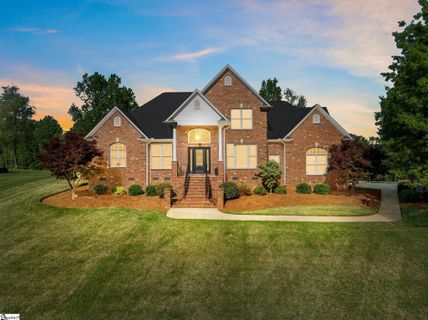 859 E Heathland Drive