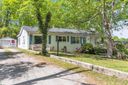 203 Oakfield Avenue sold home in Easley, SC