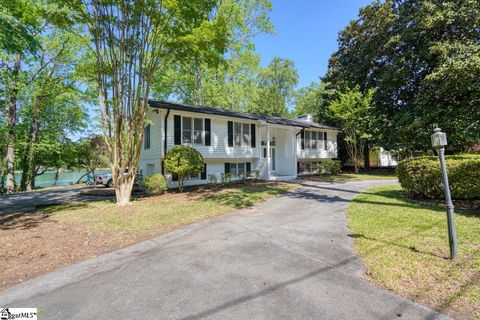 122 Shannon Lake Circle sold home in Shannon Forest, Greenville, SC