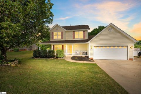 112 Skilton Drive sold home in Edgewood At Paris Mountain, Travelers Rest, SC