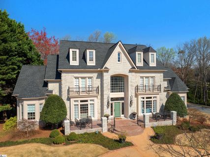 2 Baronne Court