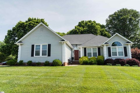 4 Arbordale Lane sold home in Martins Grove 2, Simpsonville, SC