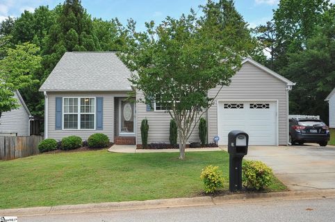 349 Riverside Chase Circle