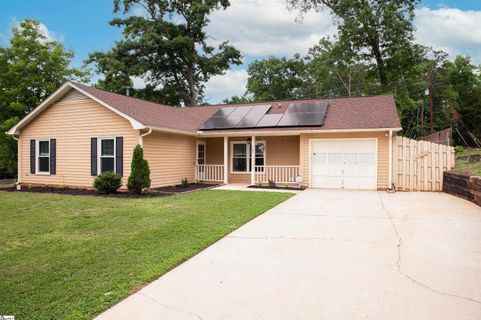 109 Manchester Drive sold home in Montclaire, Mauldin, SC