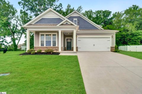 131 Yellow Fox Road