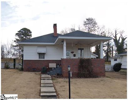 16 Upland Street