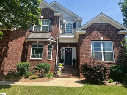 202 Gladstone Way
