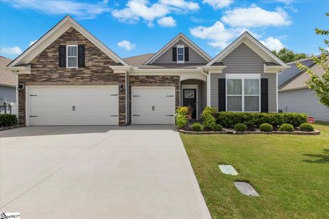 111 Yellow Fox Road