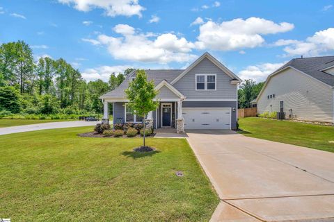 601 Sunwater Drive