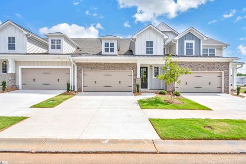 8 Red Lion Road