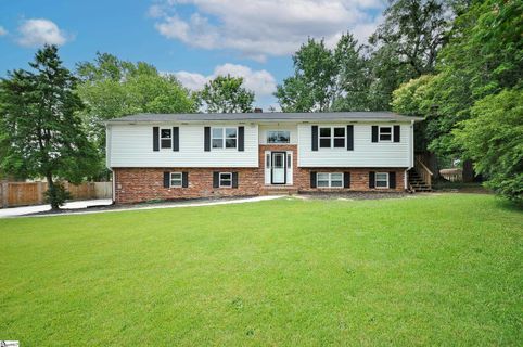 16 Gary Avenue sold home in Cunningham Acre, Taylors, SC