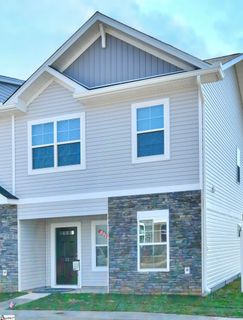 33 English Court Lot 52