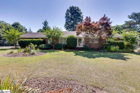 372 Lake Forest Drive