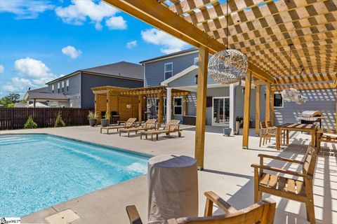 Previously sold for $619,000